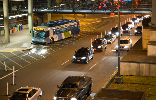 SeaTac Airport Arrivals Drive Traffic